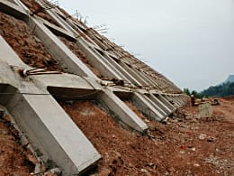 成雅高速金雞關互通及服務區(qū)項目（雨名快速通道）項目高邊坡自動化監(jiān)測